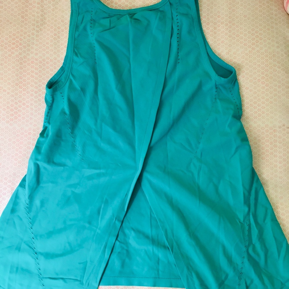 Green athleta tank tie in back